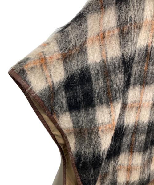 6(ROKU) BEAUTY&YOUTH（ロク ビューティーアンドユース）6(ROKU) BEAUTY&YOUTH (ロク ビューティーアンドユース) SHAGGY CHECK PIPING PONCHO ブラウン サイズ:36の古着・服飾アイテム