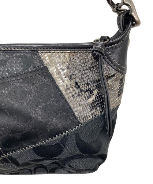 COACH（コーチ）COACH (コーチ) パッチワークワンショルダーバッグ ブラックの古着・服飾アイテム