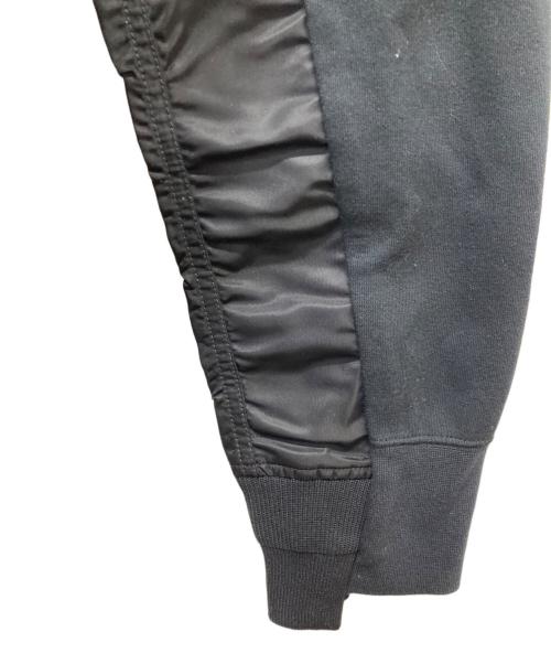 NIKE（ナイキ）NIKE (ナイキ) sacai (サカイ) ロゴプリント再構築プルオーバーパーカー ブラック サイズ:Mの古着・服飾アイテム