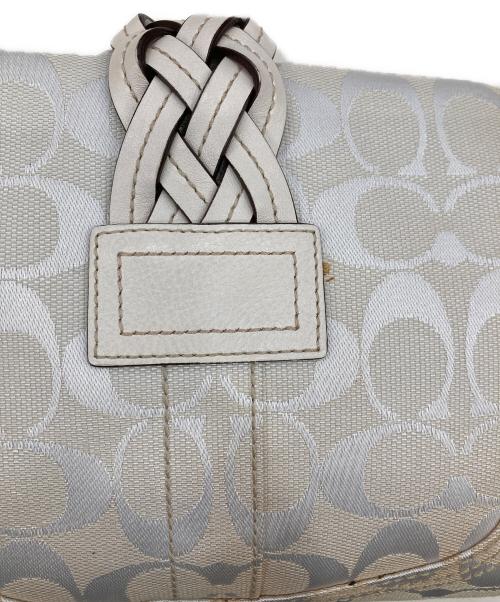 COACH（コーチ）COACH (コーチ) シグネチャーワンショルダーバッグ ホワイトの古着・服飾アイテム