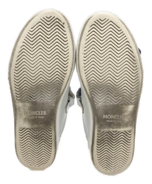 MONCLER（モンクレール）MONCLER (モンクレール) VICTOIRE ファーベルクロスニーカー ホワイト×ネイビー サイズ:37の古着・服飾アイテム