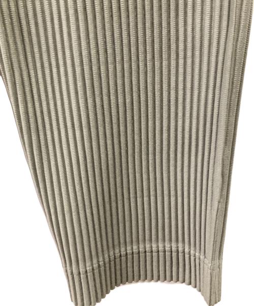 HOMME PLISSE ISSEY MIYAKE（オム プリッセ イッセイ ミヤケ）HOMME PLISSE ISSEY MIYAKE (オム プリッセ イッセイ ミヤケ) TAILORED PLEATS 2/プリーツパンツ グリーン サイズ:3の古着・服飾アイテム