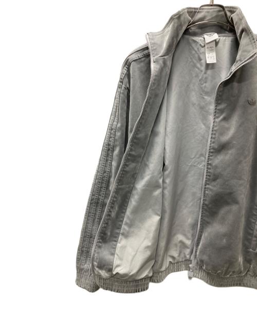 adidas Originals（アディダスオリジナル）adidas Originals (アディダスオリジナル) 起毛ツイル オーバーサイズ ファイアーバード トラックトップ グレー サイズ:Mの古着・服飾アイテム