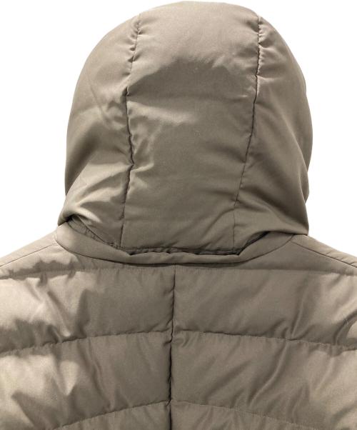 INDIVI（インディヴィ）INDIVI (インディヴィ) フーデットファーショートダウンコート カーキ サイズ:40の古着・服飾アイテム