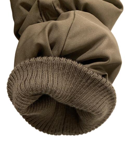 INDIVI（インディヴィ）INDIVI (インディヴィ) フーデットファーショートダウンコート カーキ サイズ:40の古着・服飾アイテム