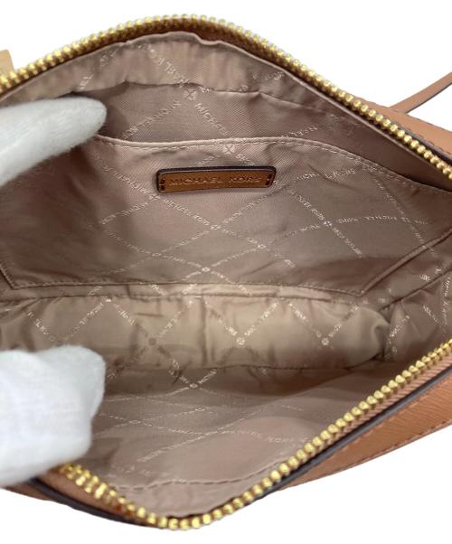 MICHAEL KORS（マイケル・コース）MICHAEL KORS (マイケル・コース) ショルダーバッグ ブラウンの古着・服飾アイテム