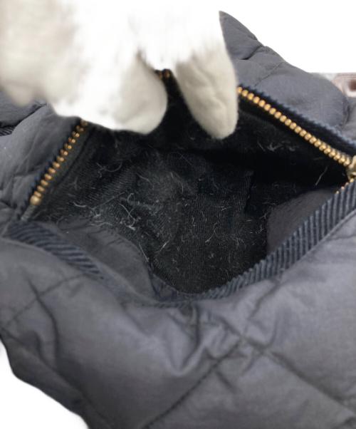 Gymphlex（ジムフレックス）Gymphlex (ジムフレックス) ダイヤキルトダウン Vネック カラーレスジャケット ブラック サイズ:14の古着・服飾アイテム