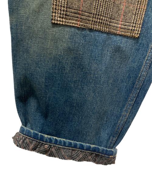 JUNYA WATANABE COMME des GARCONS（(ジュンヤワタナベ コムデギャルソン）JUNYA WATANABE COMME des GARCONS ((ジュンヤワタナベ コムデギャルソン) マルチパッチワークテーパードデニムパンツ インディゴ サイズ:Mの古着・服飾アイテム