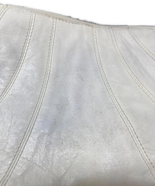 LEMAIRE（ルメール）LEMAIRE (ルメール) CROISSANT BAG/クロワッサンバッグ ホワイトの古着・服飾アイテム