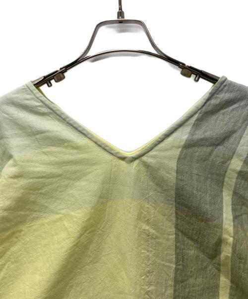 tamaki niime（タマキ ニイメ）tamaki niime (タマキ ニイメ) Vネックカットソー/Vネックブラウス イエロー サイズ:０の古着・服飾アイテム