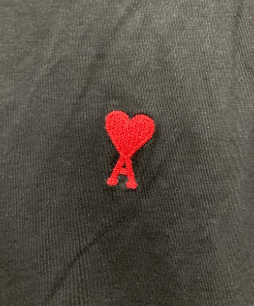 AMI Alexandre Mattiussi（アミアレクサンドルマテュッシ）AMI Alexandre Mattiussi (アミアレクサンドルマテュッシ) ハートロゴ刺繍Tシャツ ブラック サイズ:Mの古着・服飾アイテム