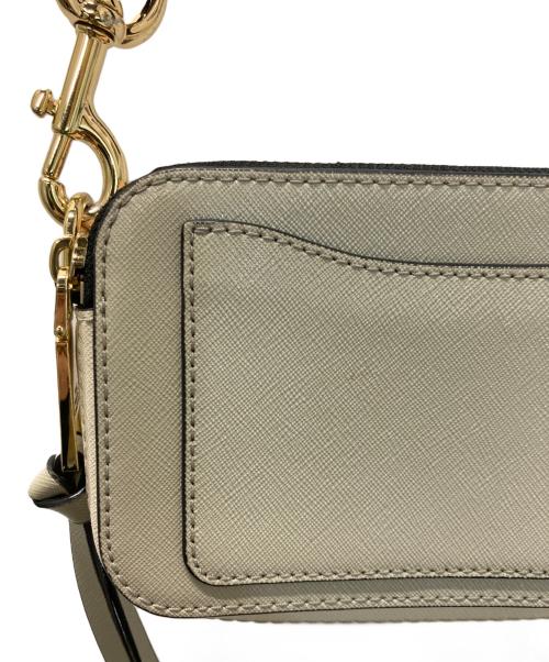 MARC JACOBS（マークジェイコブス）MARC JACOBS (マークジェイコブス) ショルダーバッグ ベージュの古着・服飾アイテム