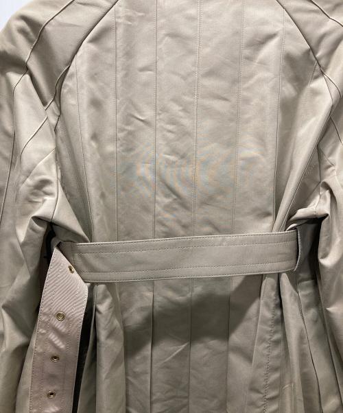 sacai（サカイ）sacai (サカイ) プリーツステンカラーチコート ベージュ サイズ:１の古着・服飾アイテム