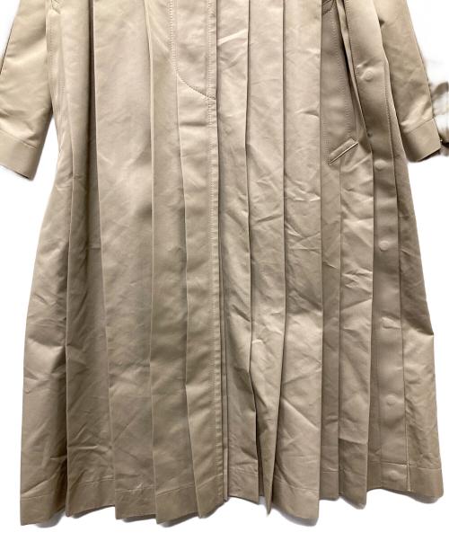 sacai（サカイ）sacai (サカイ) プリーツステンカラーチコート ベージュ サイズ:１の古着・服飾アイテム