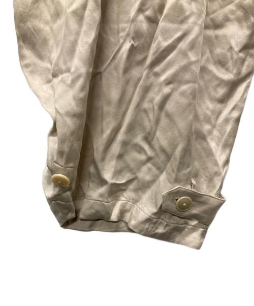 Curensology（カレンソロジー）Curensology (カレンソロジー) サテンタックパンツ アイボリー サイズ:36の古着・服飾アイテム