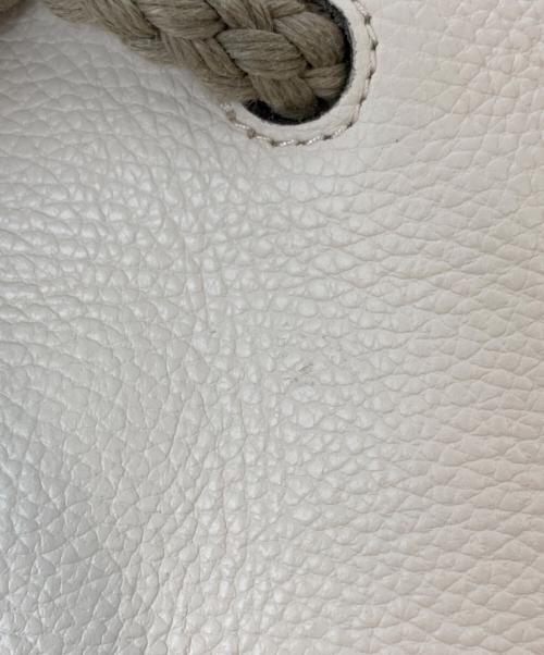 GIANNI CHIARINI（ジャンニ キアリーニ）GIANNI CHIARINI (ジャンニ キアリーニ) AZZURRA トートバッグ アイボリーの古着・服飾アイテム