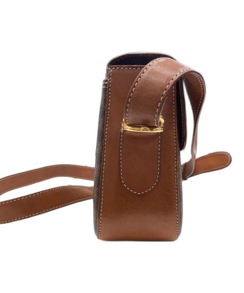 CELINE（セリーヌ）CELINE (セリーヌ) 馬車金具ショルダーバッグ ブラウンの古着・服飾アイテム