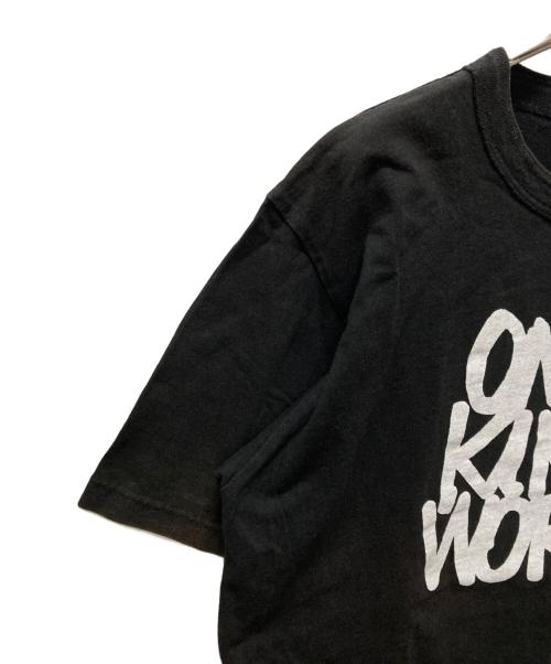 sacai（サカイ）sacai (サカイ) Eric Haze (エリック・ヘイズ) ONE KIND WORD プリントTシャツ ブラック サイズ:4の古着・服飾アイテム