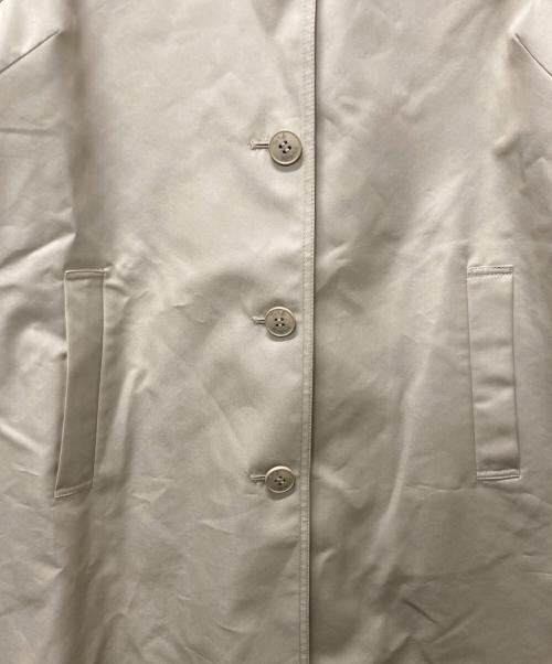 To b. by agnes b.（トゥービー バイ アニエスベー）To b. by agnes b. (トゥービー バイ アニエスベー) buttoned coat/ステンカラーコート ベージュ サイズ:36 未使用品の古着・服飾アイテム