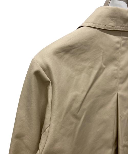 To b. by agnes b.（トゥービー バイ アニエスベー）To b. by agnes b. (トゥービー バイ アニエスベー) buttoned coat/ステンカラーコート ベージュ サイズ:36 未使用品の古着・服飾アイテム