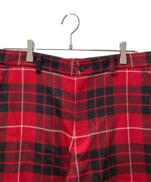 BLACK COMME des GARCONS（ブラックコムデギャルソン）BLACK COMME des GARCONS (ブラックコムデギャルソン) タータンチェックカットアウトベルトハーフパンツ レッド×ブラック サイズ:Lの古着・服飾アイテム