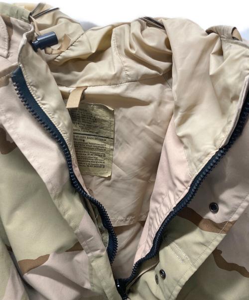 ECWCS（エクワックス）ECWCS (エクワックス) 00sデザートカモパーカー ベージュ サイズ:Mの古着・服飾アイテム