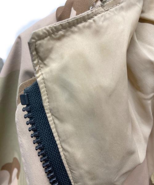 ECWCS（エクワックス）ECWCS (エクワックス) 00sデザートカモパーカー ベージュ サイズ:Mの古着・服飾アイテム