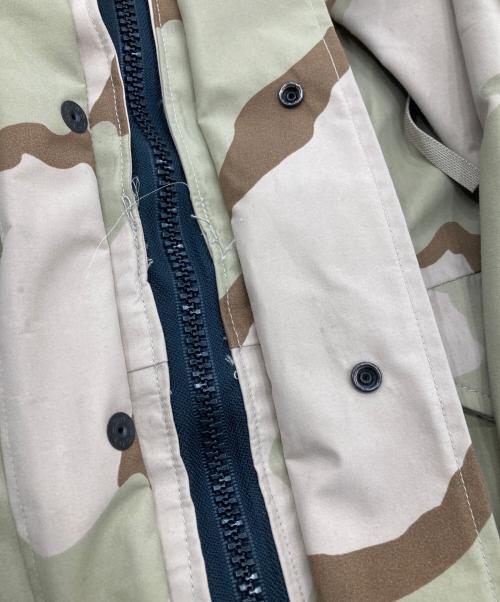 ECWCS（エクワックス）ECWCS (エクワックス) 00sデザートカモパーカー ベージュ サイズ:Mの古着・服飾アイテム