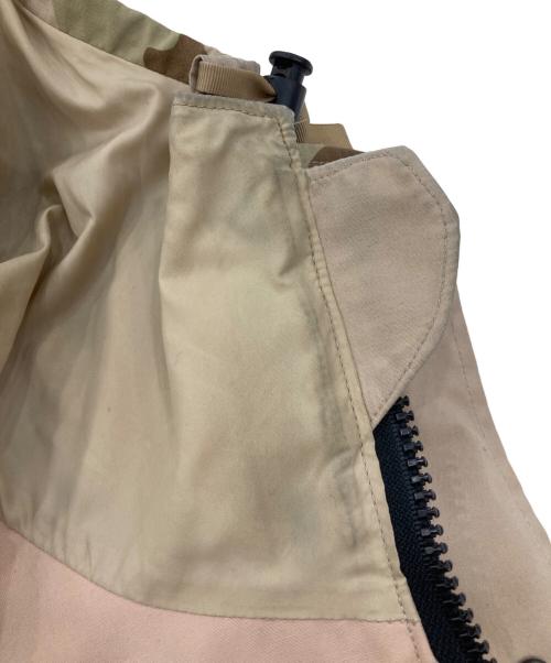 ECWCS（エクワックス）ECWCS (エクワックス) 00sデザートカモパーカー ベージュ サイズ:Mの古着・服飾アイテム
