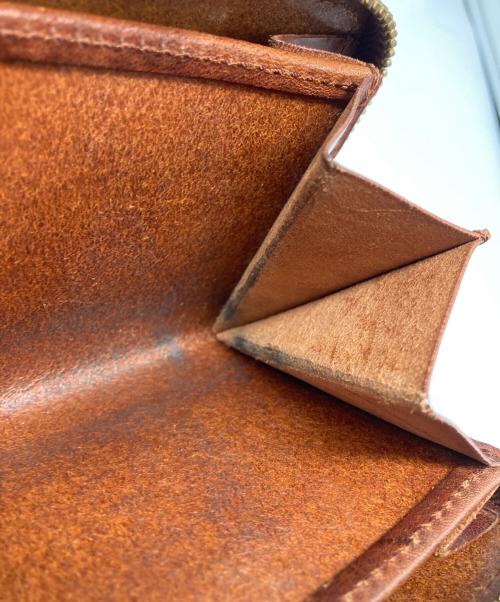 KIGO Wallet（キゴ ウォレット）KIGO Wallet (キゴ ウォレット) ブルハイドレザーラウンドファスナー財布 ブラウンの古着・服飾アイテム