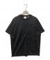 BURBERRY（バーバリー）の古着「エンボスロゴTシャツ」｜ブラック
