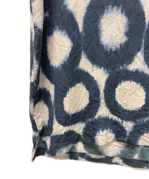 'S Max Mara（エスマックスマーラ）'S Max Mara (エスマックスマーラ) 総柄シルクブラウス ネイビー サイズ:USA6の古着・服飾アイテム