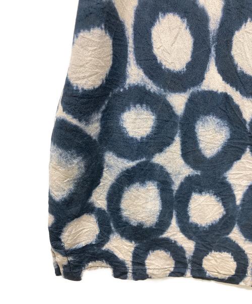 'S Max Mara（エスマックスマーラ）'S Max Mara (エスマックスマーラ) 総柄シルクブラウス ネイビー サイズ:USA6の古着・服飾アイテム