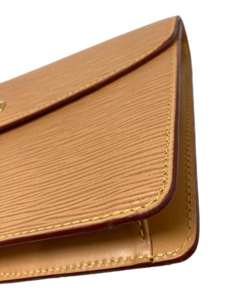 LOUIS VUITTON（ルイ ヴィトン）LOUIS VUITTON (ルイ ヴィトン) エピ モンテーニュ23 クラッチバッグ ベージュの古着・服飾アイテム