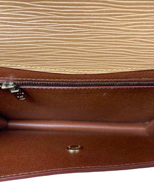 LOUIS VUITTON（ルイ ヴィトン）LOUIS VUITTON (ルイ ヴィトン) エピ モンテーニュ23 クラッチバッグ ベージュの古着・服飾アイテム