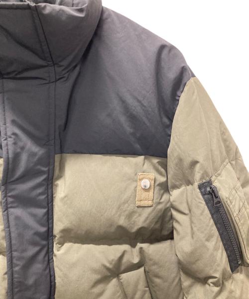 sacai（サカイ）sacai (サカイ) classic Puffer Jacket カーキ×ブラック サイズ:2の古着・服飾アイテム