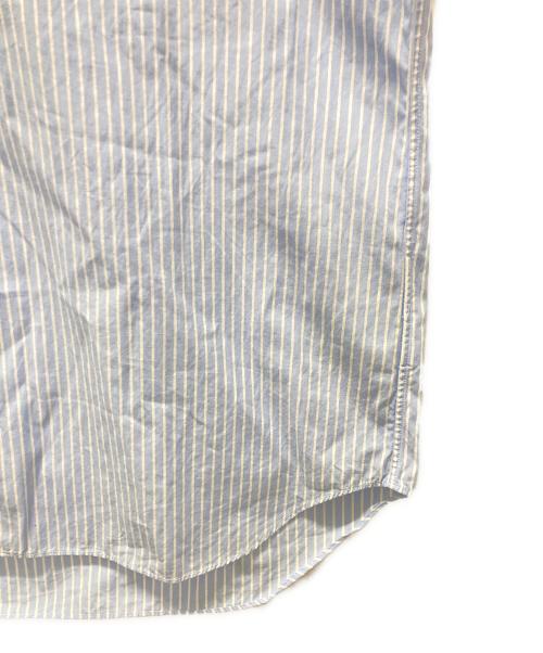 PLAY COMME des GARCONS（プレイコムデギャルソン）PLAY COMME des GARCONS (プレイコムデギャルソン) ワンポイント刺繍ストライプシャツ ブルー サイズ:Sの古着・服飾アイテム