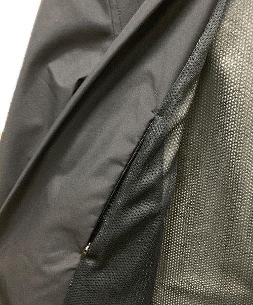 FREAK'S STORE（フリークスストア）FREAK'S STORE (フリークスストア) +PHENIX (フェニックス) 別注 GORE-TEX WINDSTOPPER PACKABLE TAILORED JACKET ネイビー サイズ:Lの古着・服飾アイテム