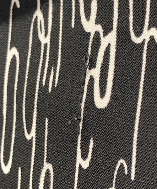 1PIU1UGUALE3 RELAX（ウノピゥウノウグァーレトレ リラックス）1PIU1UGUALE3 RELAX (ウノピゥウノウグァーレトレ リラックス) 総柄ジップジャケット ブラック サイズ:Mの古着・服飾アイテム