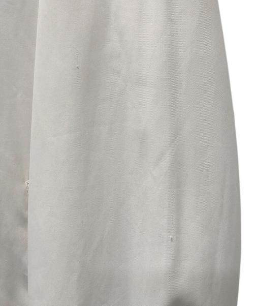 Yves Saint Laurent pour homme（イヴサンローラン プールオム）Yves Saint Laurent pour homme (イヴサンローラン プールオム) ワンポイントロゴ刺繍ジップジャケット ホワイト サイズ:105の古着・服飾アイテム