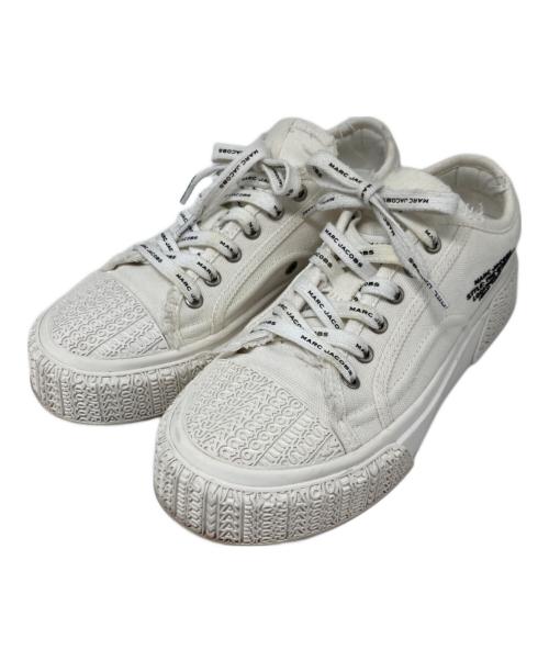 MARC JACOBS（マークジェイコブス）MARC JACOBS (マークジェイコブス) THE CANVAS SNEAKER/ダメージスニーカー ホワイト サイズ:36の古着・服飾アイテム