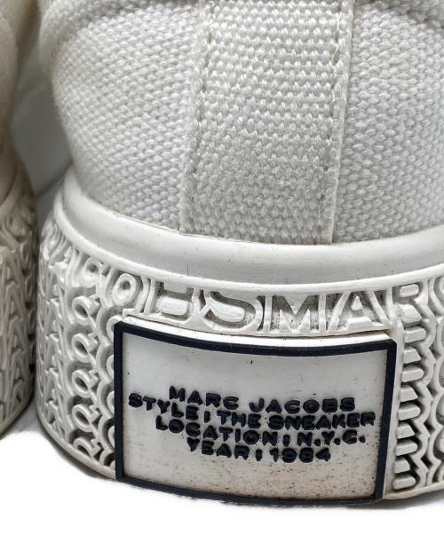 MARC JACOBS（マークジェイコブス）MARC JACOBS (マークジェイコブス) THE CANVAS SNEAKER/ダメージスニーカー ホワイト サイズ:36の古着・服飾アイテム