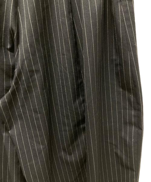 Curensology（カレンソロジー）Curensology (カレンソロジー) ツイルストライプドロストパンツストライプパンツ ネイビー サイズ:Fの古着・服飾アイテム