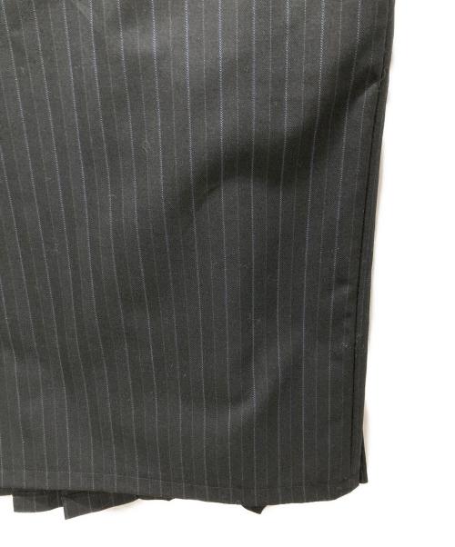 LIMI feu（リミフゥ）LIMI feu (リミフゥ) ウールギャバプリーツスカート グレー サイズ:Sの古着・服飾アイテム