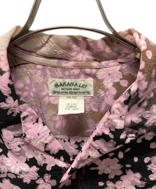 MAKANA LEI（マカナレイ）MAKANA LEI (マカナレイ) 花柄柄アロハシャツ ピンク×ベージュ×ブラック サイズ:Lの古着・服飾アイテム