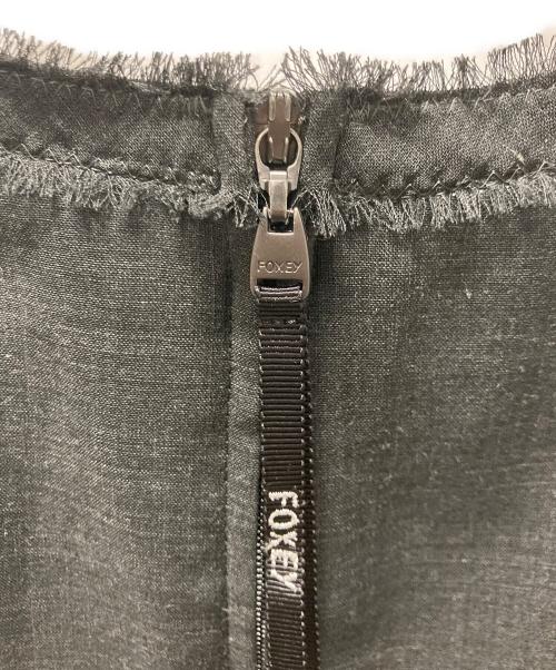 FOXEY（フォクシー）FOXEY (フォクシー) ノースリーブワンピース グレー サイズ:38の古着・服飾アイテム
