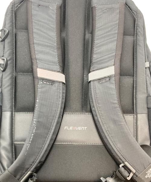THE NORTH FACE（ザ ノース フェイス）THE NORTH FACE (ザ ノース フェイス) サージ バックパック ブラックの古着・服飾アイテム