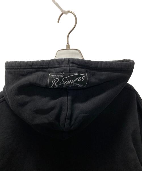RAF SIMONS（ラフシモンズ）RAF SIMONS (ラフシモンズ) SYNCHRONICITY Pullover Parka/シンクロニシティ スウェット プルオーバーパーカー ブラック サイズ:Mの古着・服飾アイテム
