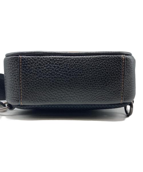 COACH（コーチ）COACH (コーチ) サリバン パック・ブロックド シグネチャー キャンバス ベージュの古着・服飾アイテム