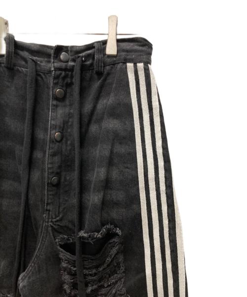 yori sport（ヨリ スポーツ）yori sport (ヨリ スポーツ) 5 STRIPE DENIM/ダメージデニムパンツ ブラック サイズ:28の古着・服飾アイテム
